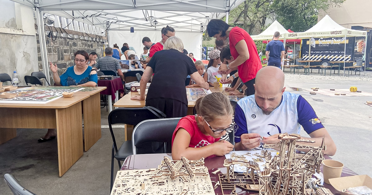 Éjjel-nappal kirakós