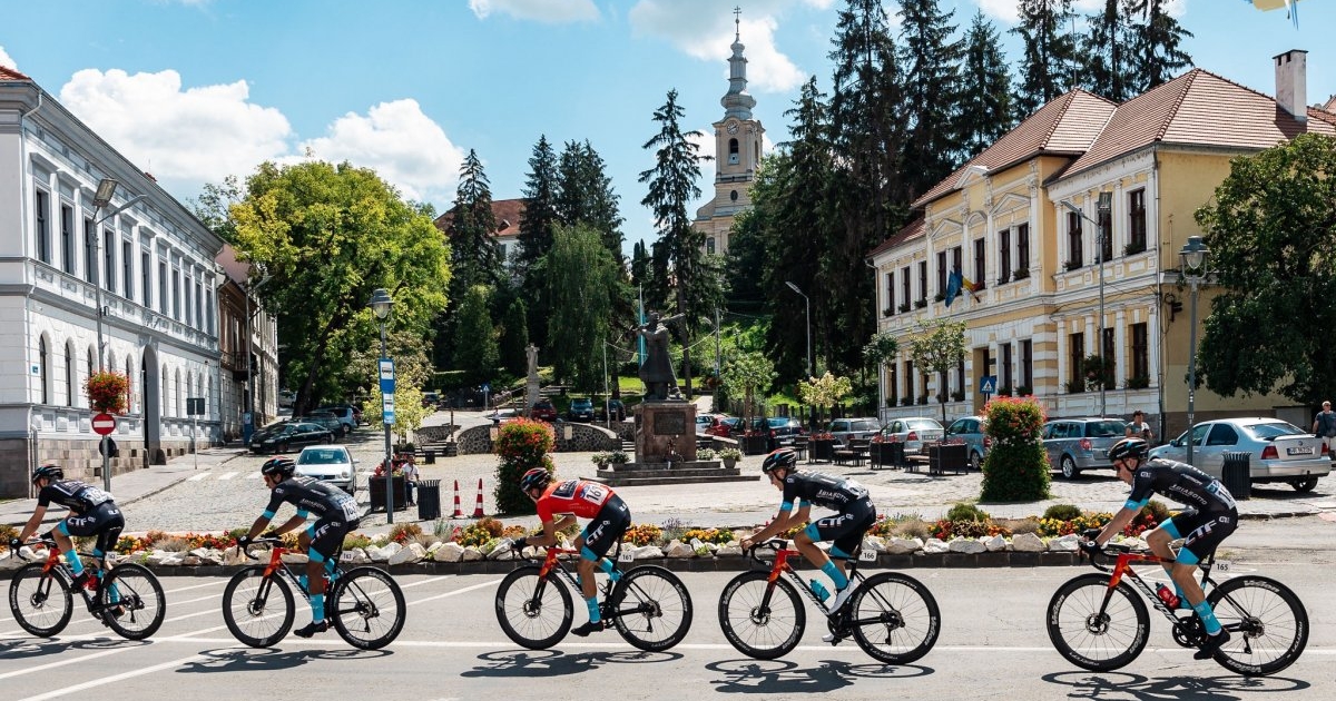 Lefaragtak a szakaszokból