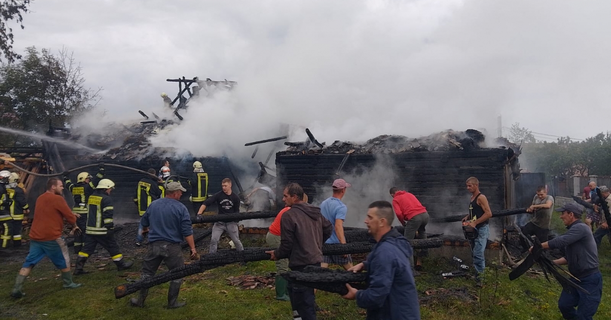 Lángra kapott egy gazdasági melléképület Szentegyházán, valószínűleg villámcsapás okozta