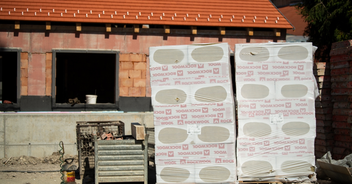 Április 7-től ingyenes lesz a telekkönyvi kivonat a tulajdonosok számára