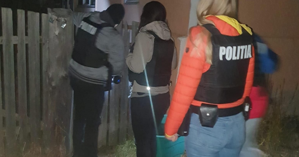 Alkohol- és cigarettacsempészeket fogtak a Hargita megyei rendőrök