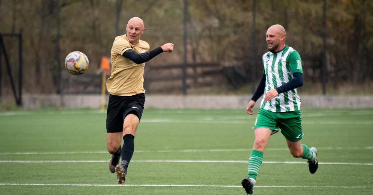 Botorkáló üldözők