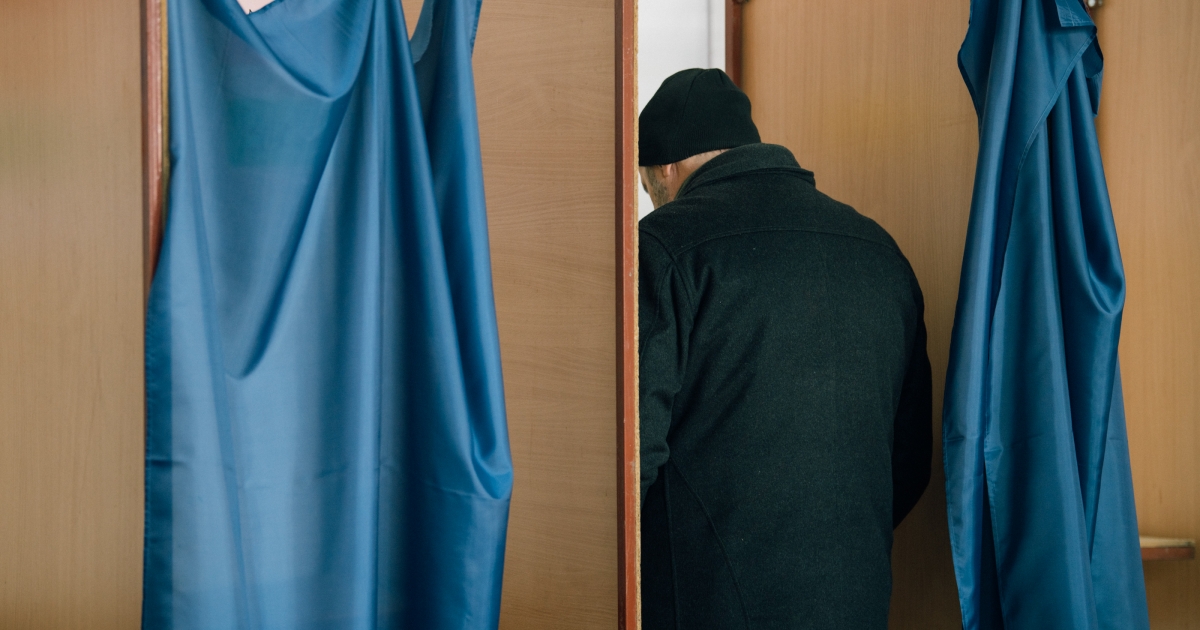 Avangarde-felmérés: Călin Georgescu nyerné az elnökválasztás első fordulóját a szavazatok 38 százalékával