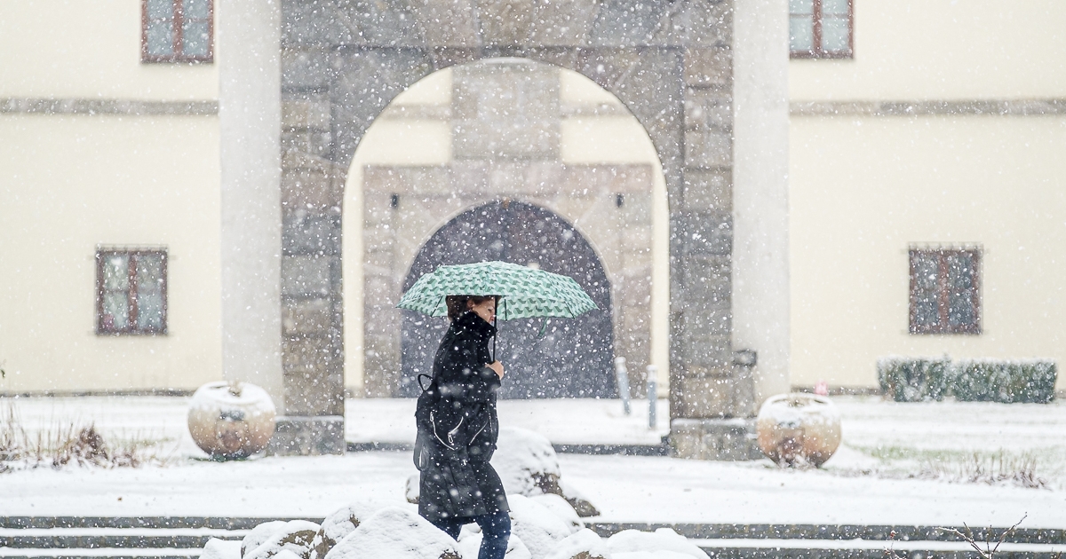 Többnapos szélsőséges időjárásra figyelmeztetnek a meteorológusok