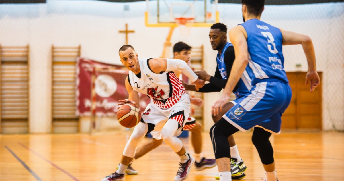 Idegenben győztek a gyergyói kosarasok