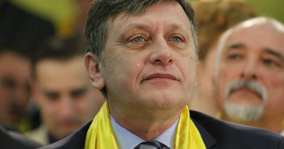 Hivatalos: Crin Antonescu vasárnap nyújtja be jelölési iratcsomóját