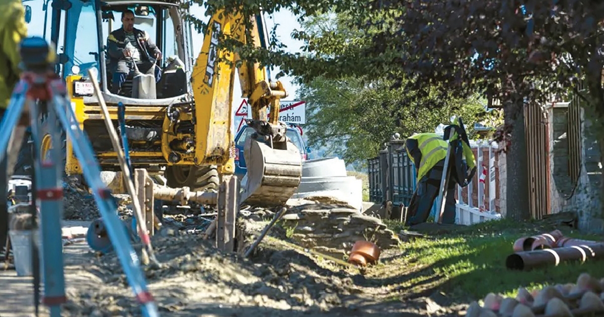 Szennyvízhálózatot építenek Szentábrahámon