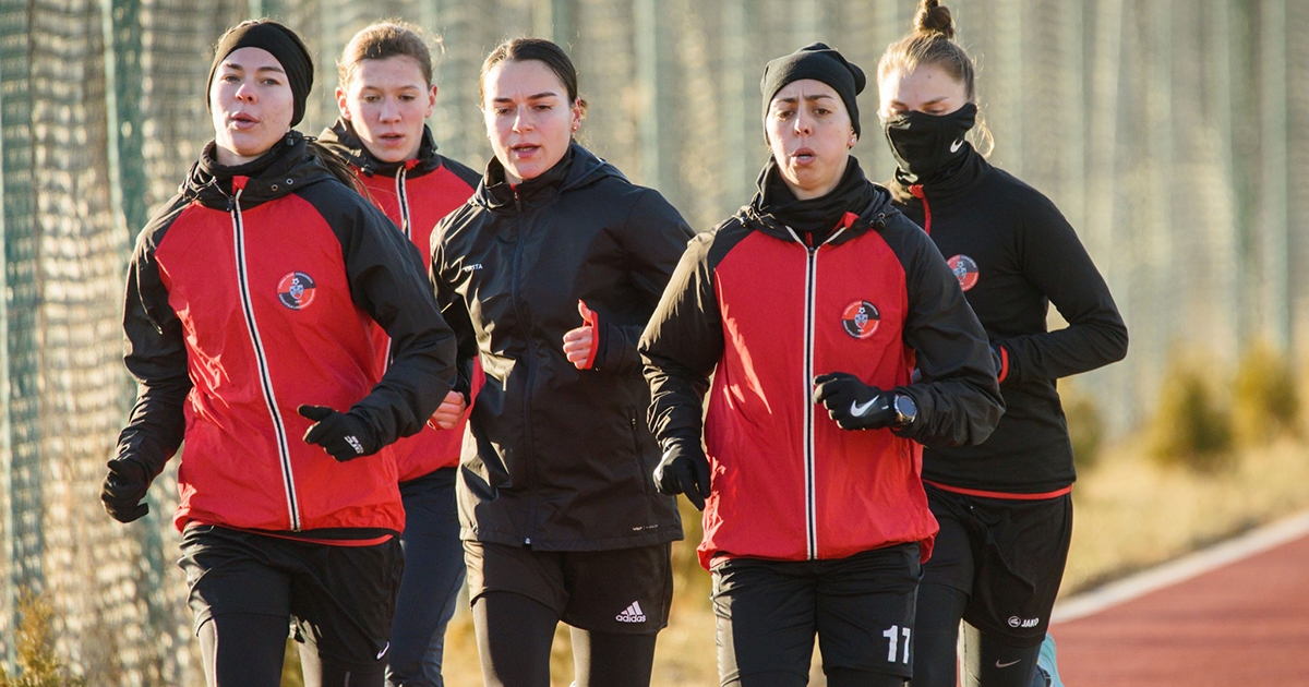 Hárman távoztak a csapattól