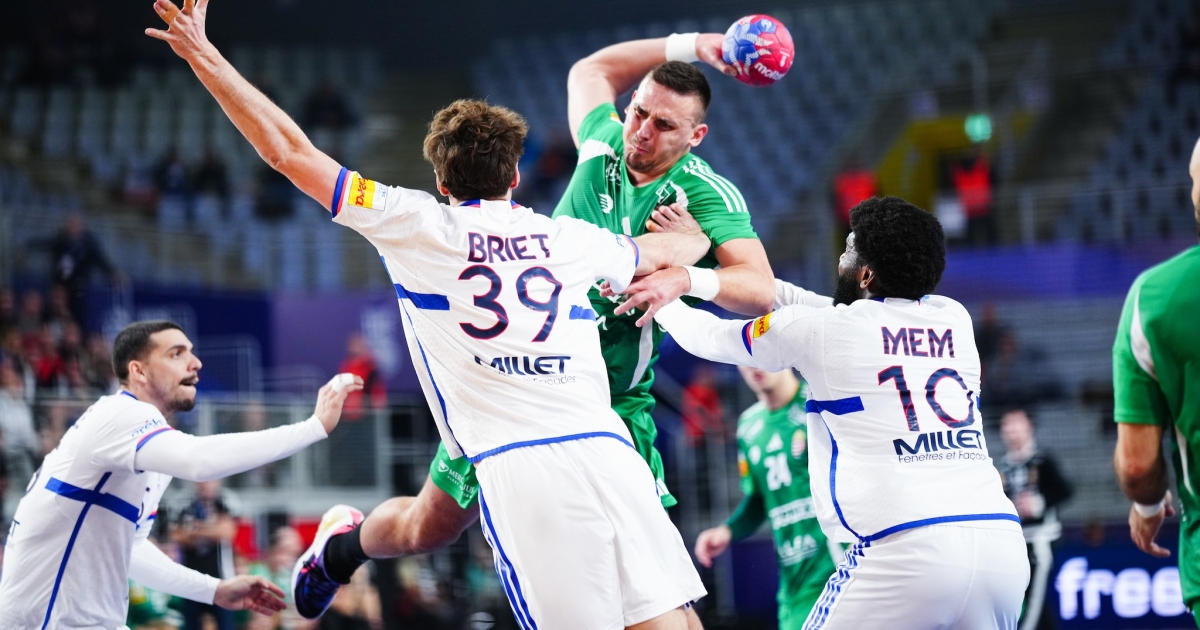 Vereséggel folytatták a kézisek