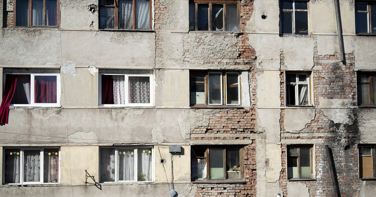 Gordiuszi csomó vízcsövekből és szegénységből