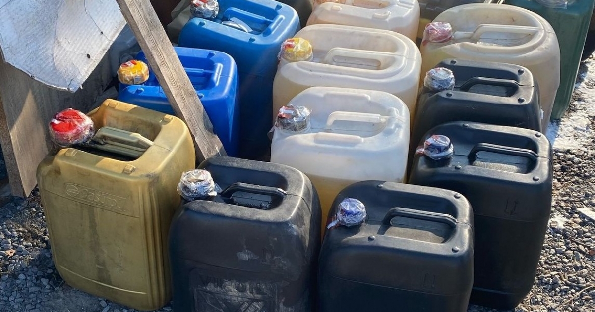 Üzemanyagtolvajokat fogtak el a rendőrök Csíkszeredában