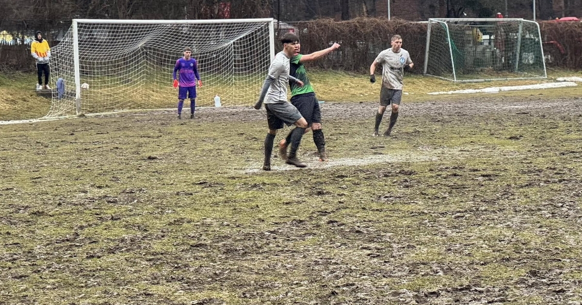 Egyik fent, másik lent