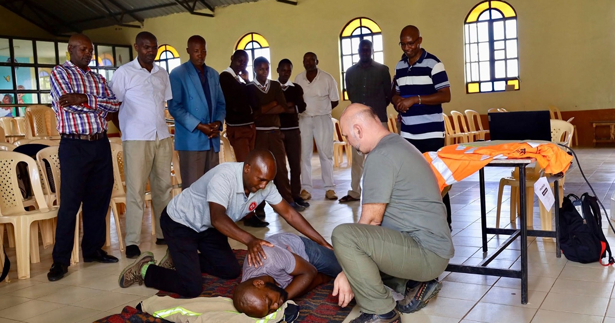 Olyan drága a poroltó, hogy nem merik használni