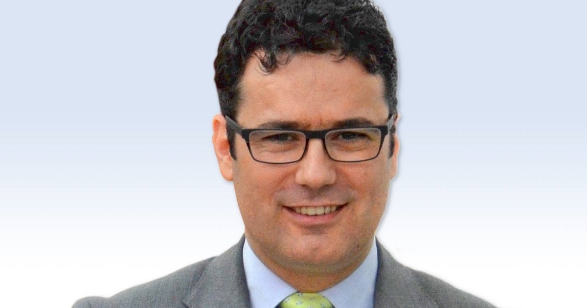 Feljelentette George Simiont az egyik bukaresti egyetem rektora