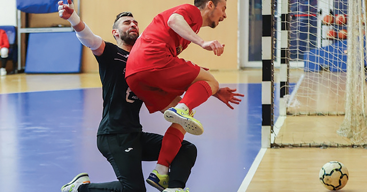 Nyílt maradt az aranycsata