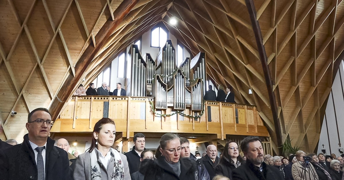 Megáldották a templom zenei szívét