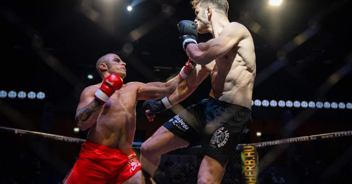 Ketrecbe lépnek a harcosok