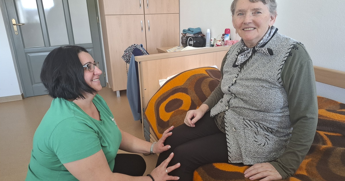 Mindenki rá van bízva valakire