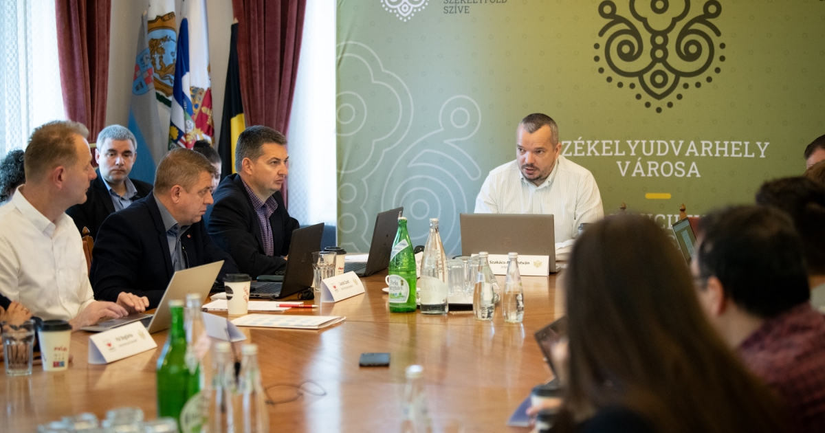 Sok tíz milliós árban úszik Székelyudvarhely, hitelvonal nyitásáról döntöttek a képviselők