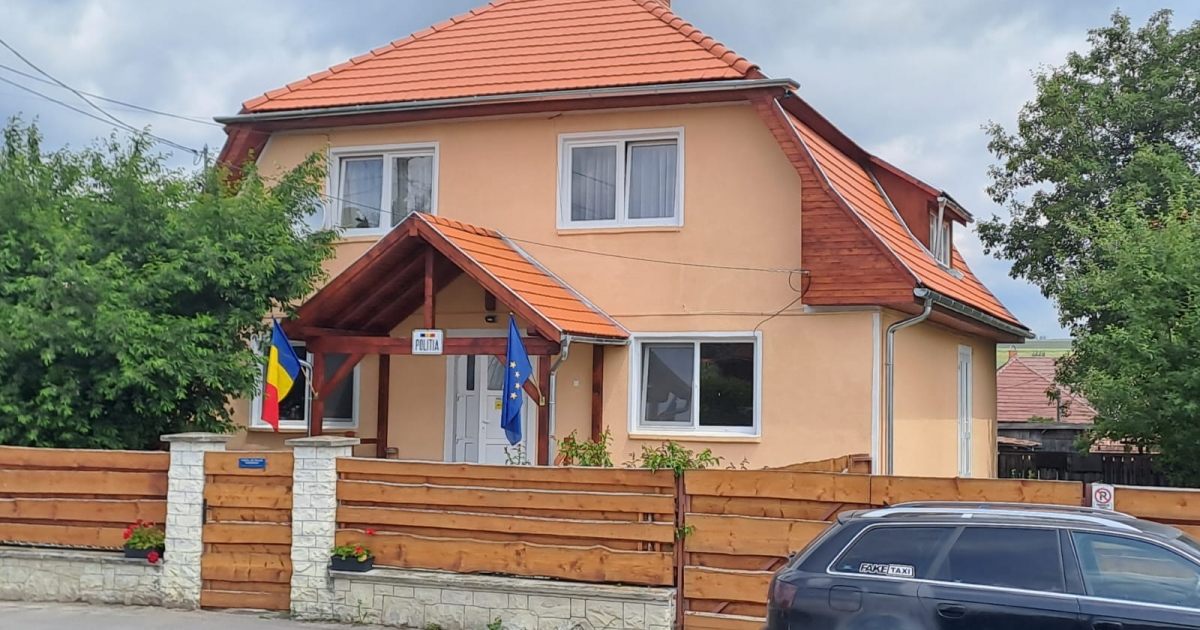 Tatarozták a csíkszentkirályi rendőrőrsöt