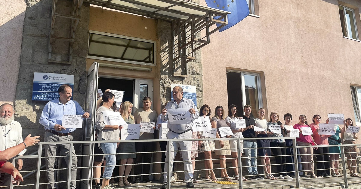 A deficitcsökkentő intézkedések ellen tüntettek