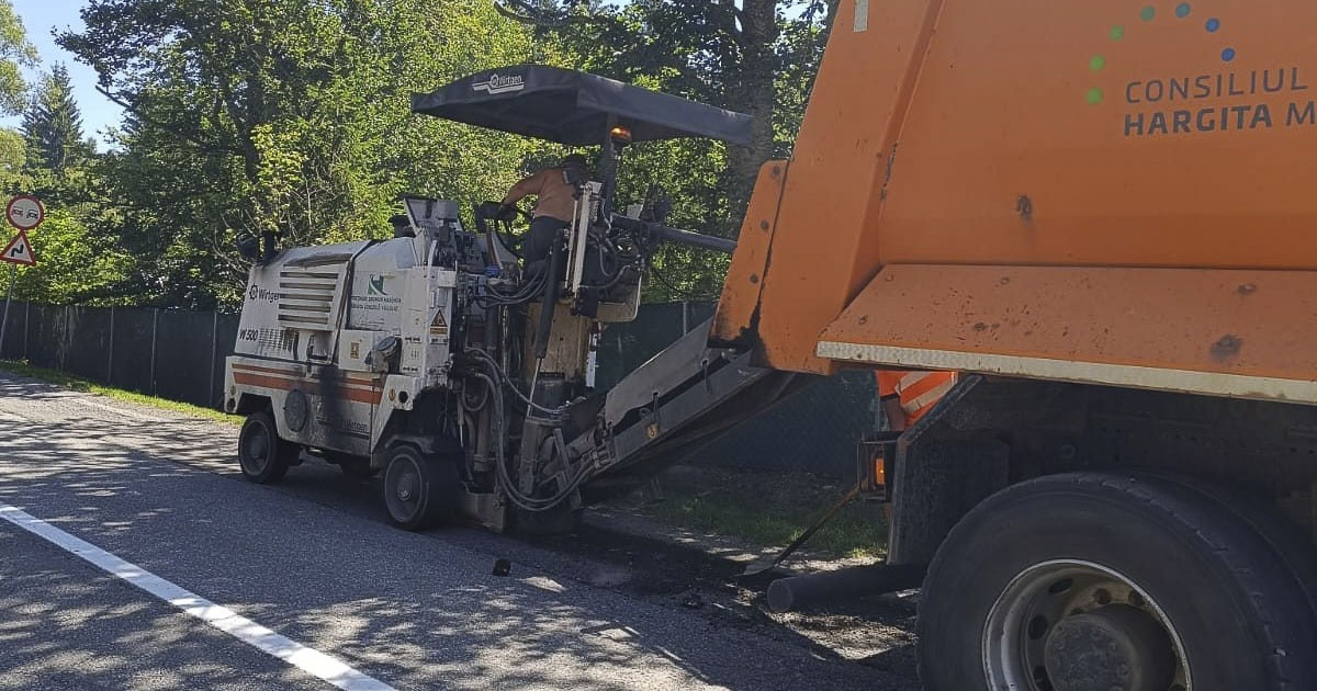 Kátyúznak – vezessünk óvatosan!