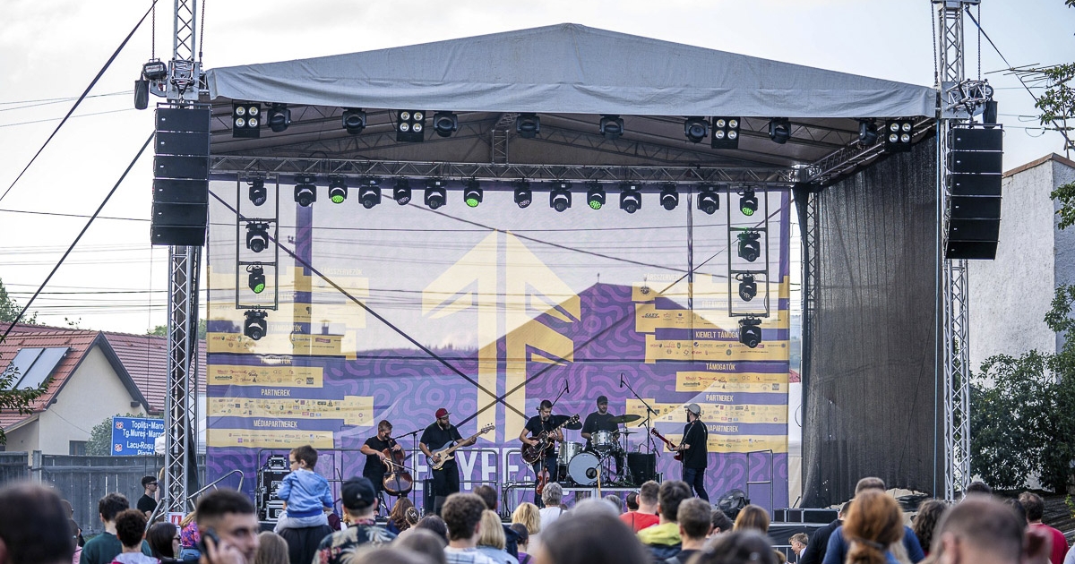 Gazdag Egyfeszt-kínálat