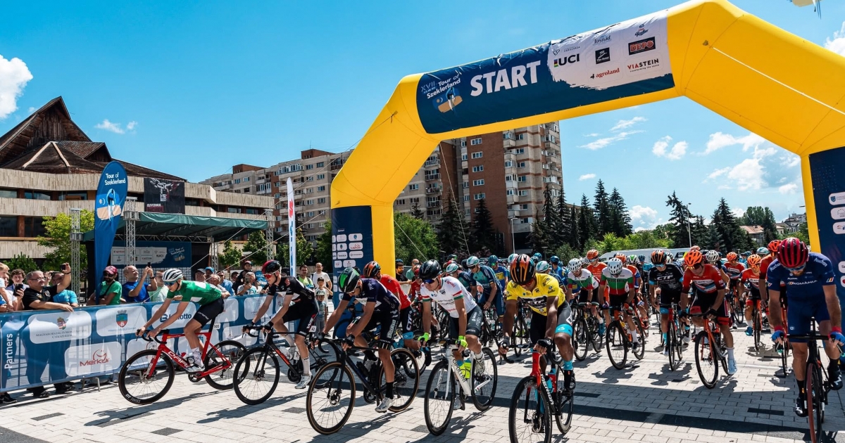 Profik és amatőrök is tekernek