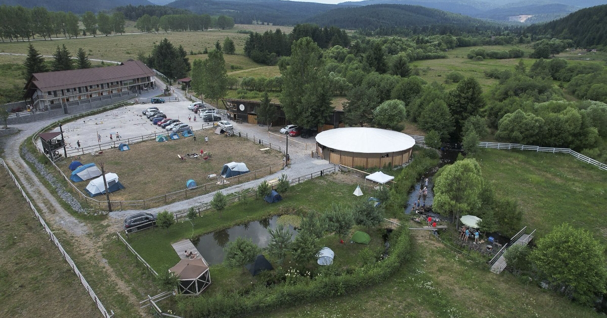 Lovak és közösségépítés