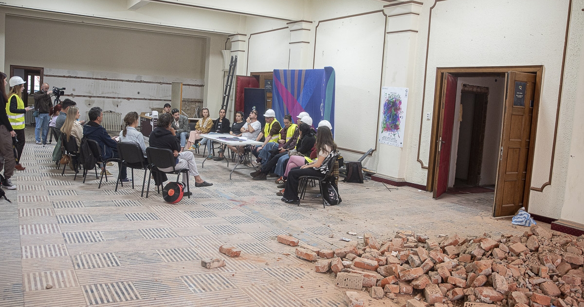 Kőszínházból kísérleti színház