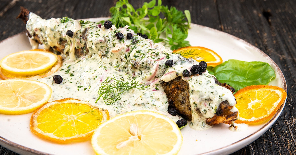 Pisztráng egyben, kapros mártással