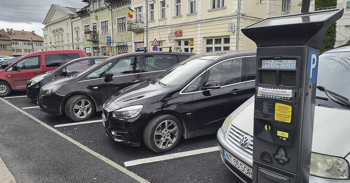 Parkolni csak szabályosan – de még ingyen!