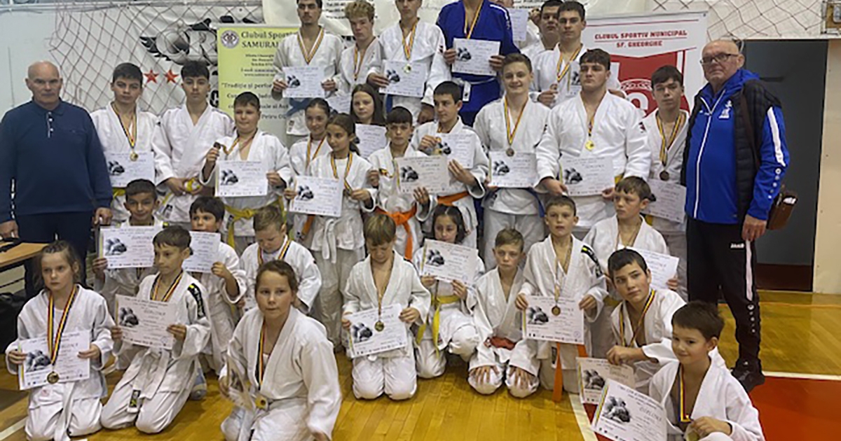 Érem Háromszékről és Rigából