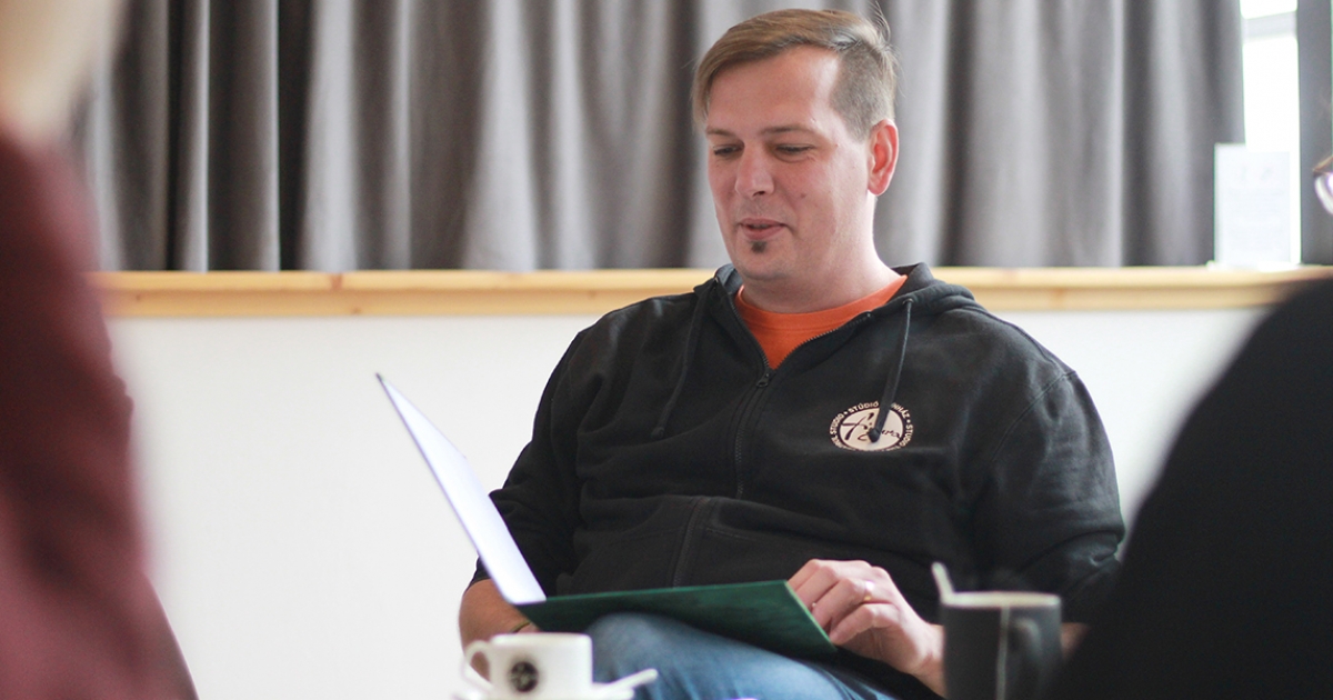 Ideiglenes vezető a Figura élén