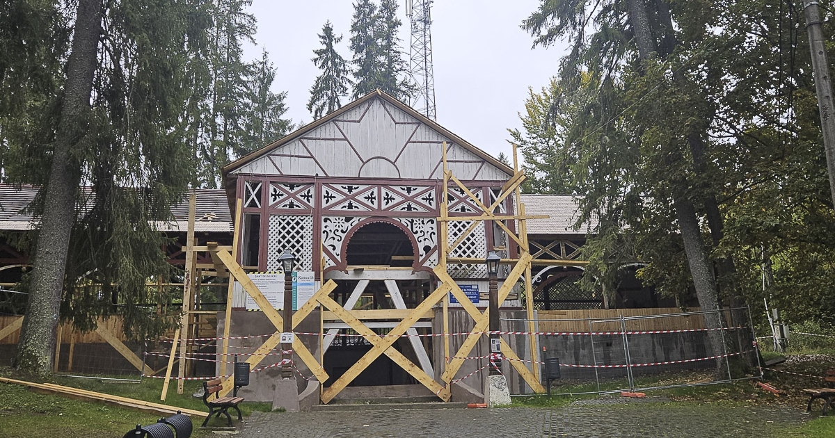 Felújítás miatt zárva van a Kossuth-forrás