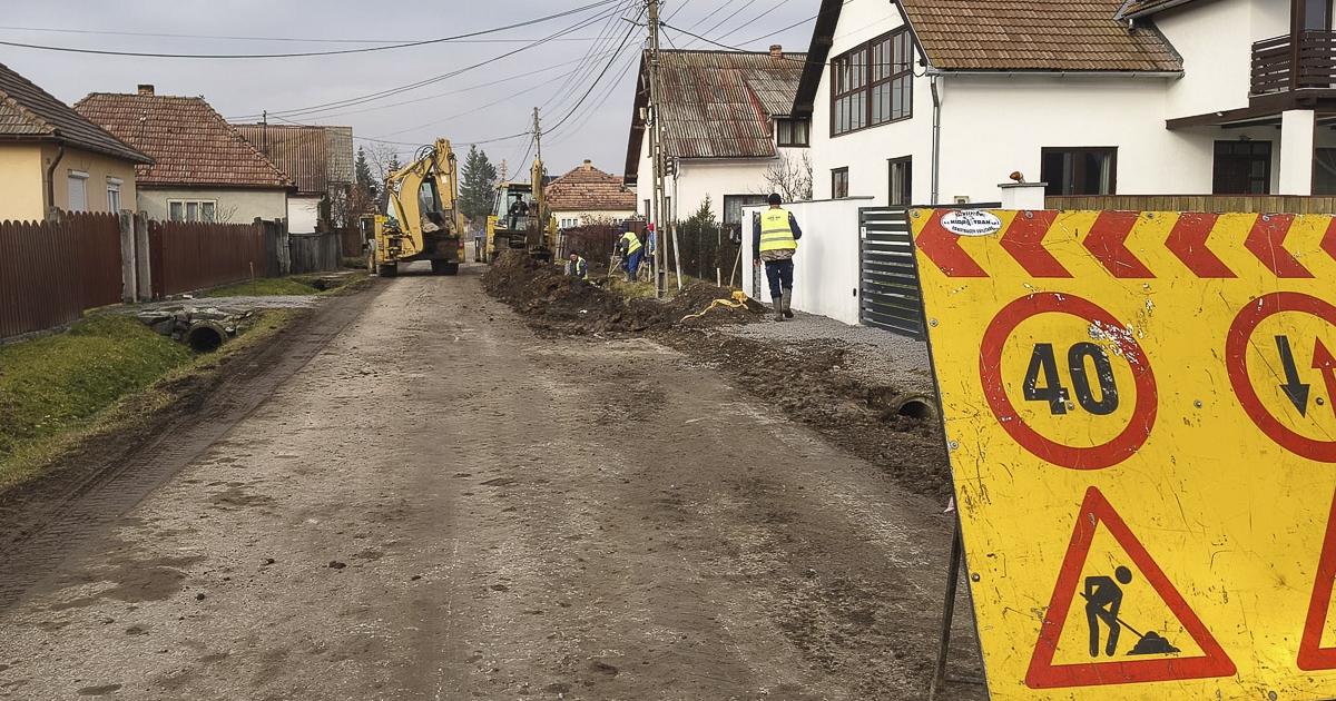 Lefektetik a gázhálózat gerincvezetékét