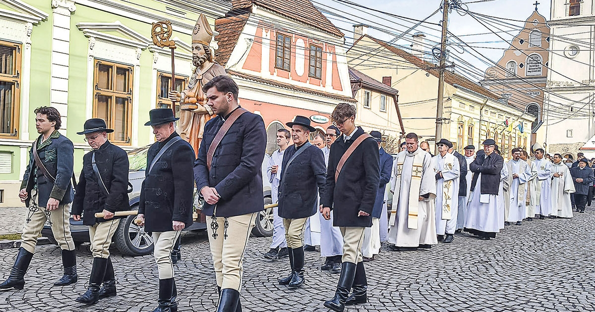 Tiszta lelkület és a közösségért végzett munka