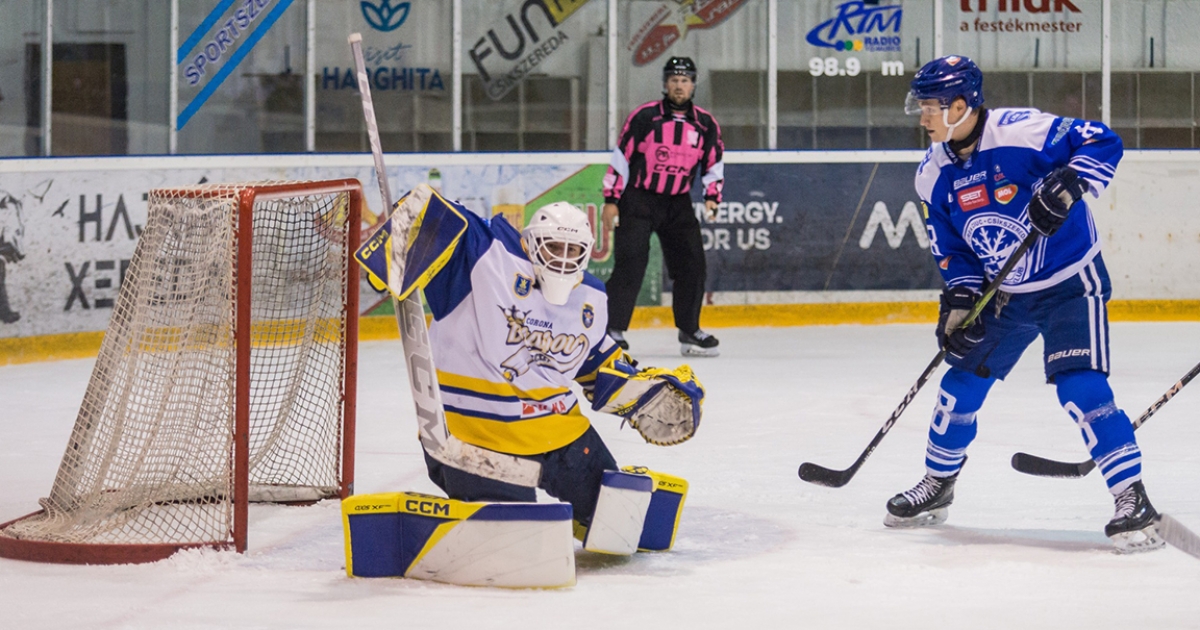 Indul a rájátszás