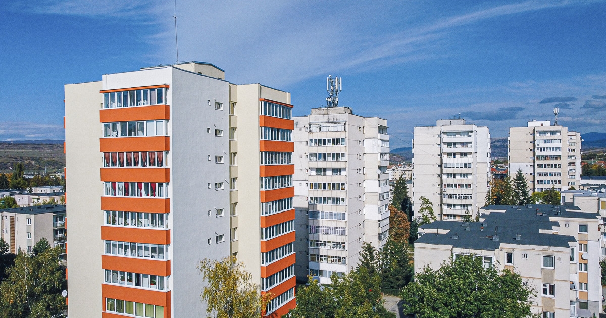 Idén eddig 7652 ingatlan cserélt gazdát