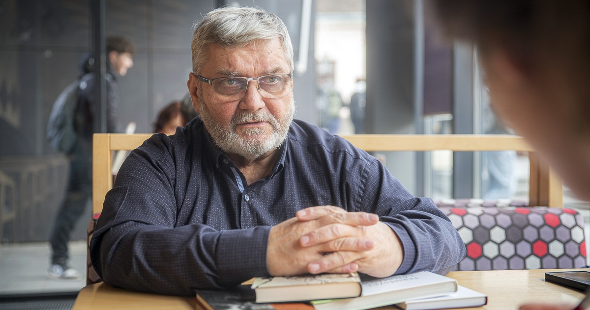 Hajdú Áron: úgy szeretnénk könyvet készíteni, ahogyan azt annak idején feltalálták