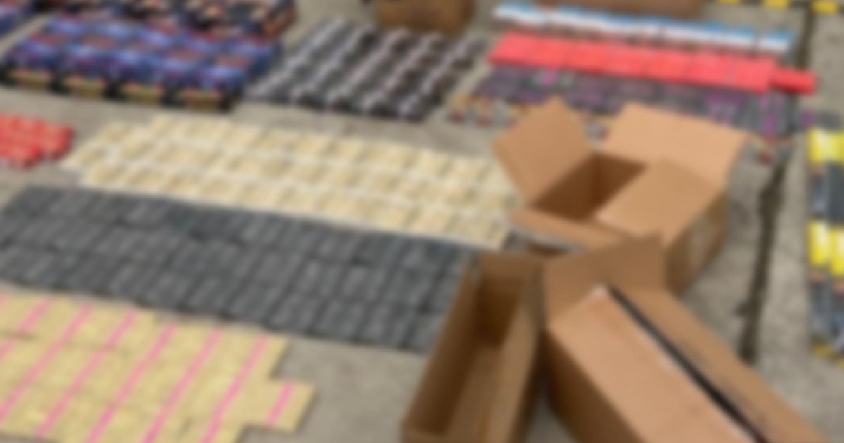 Pirotechnikai eszközöket koboztak el