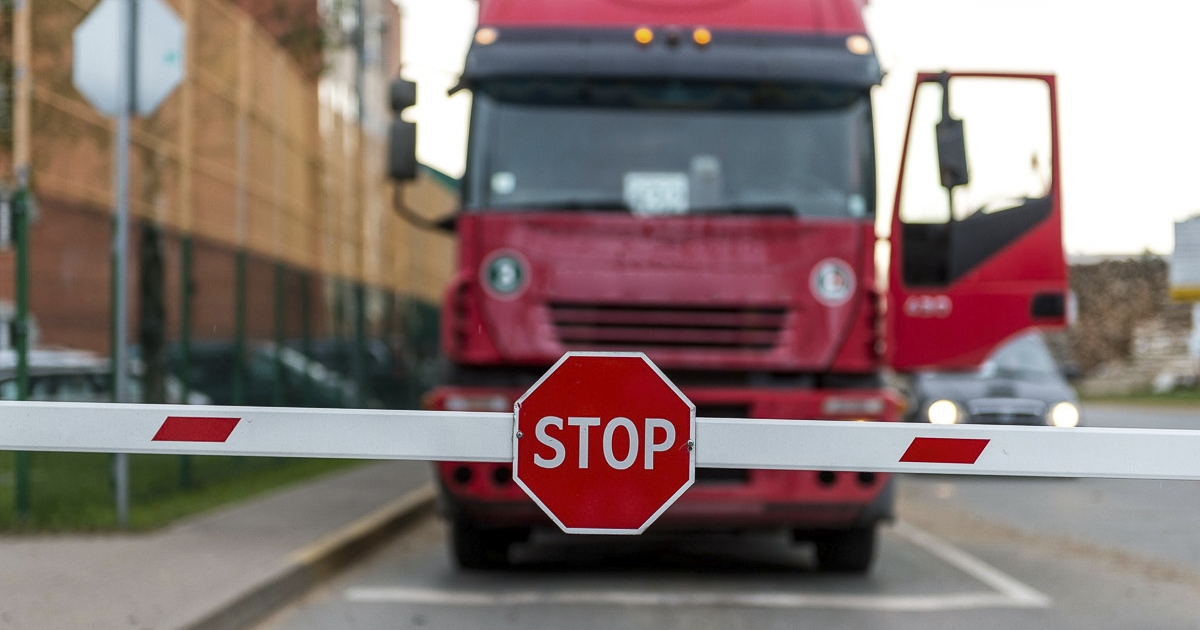 Horvátországba kétszáz kilométeres kerülővel jutnak el