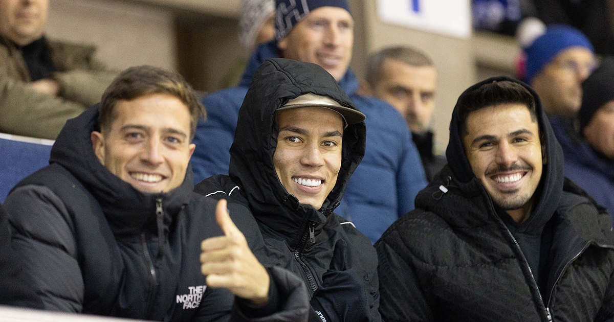 Megérkezett a svéd focis is