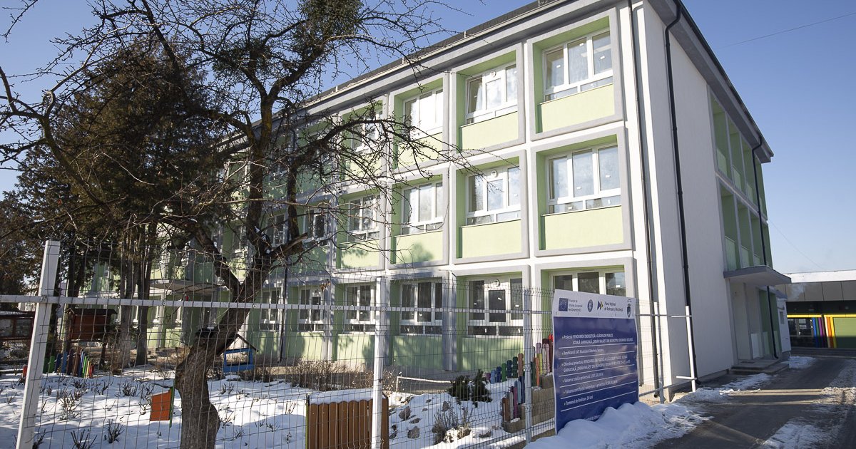 Nem adták át határidőre az Orbán Balázs Általános Iskolát