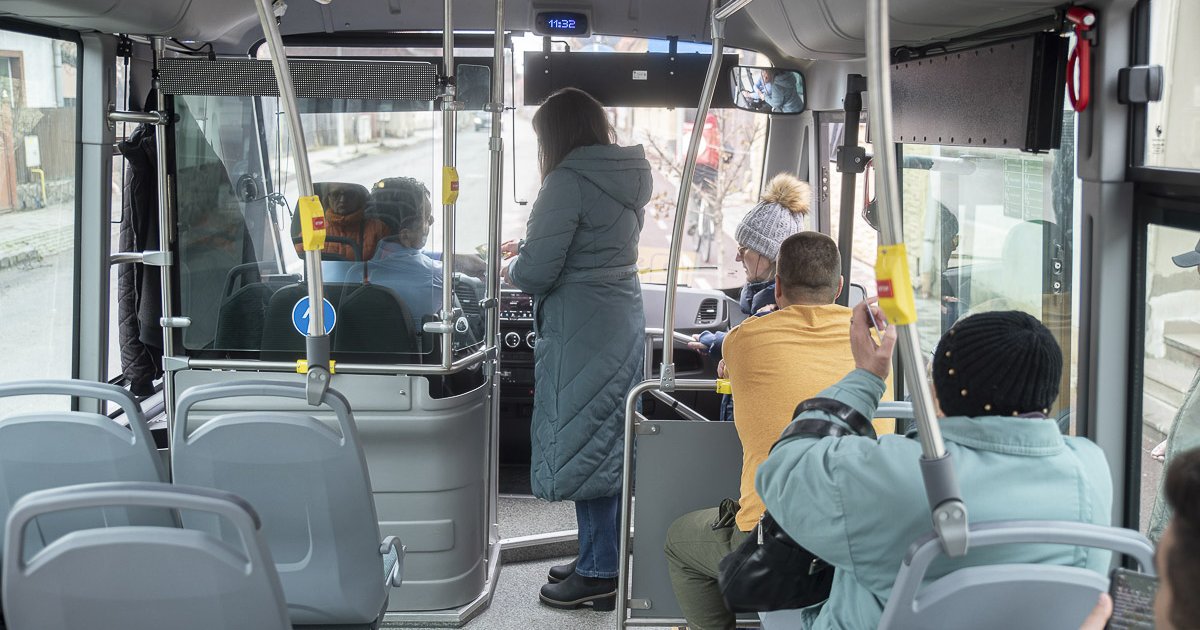 Vasárnapi menetrend nagypénteken és húsvéthétfőn