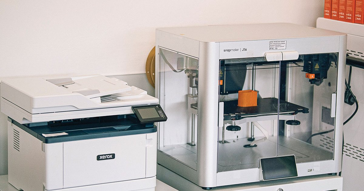 A hónap végéig leszállítják az iskolai eszközök zömét