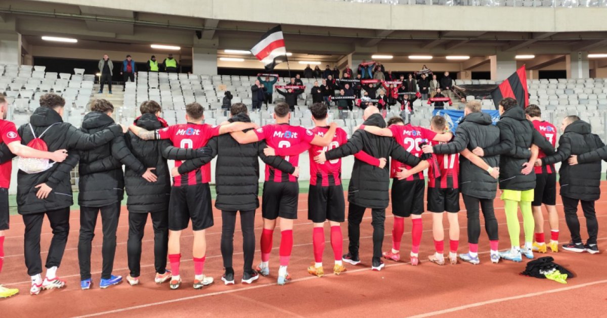 Negyedórás rövidzárlat