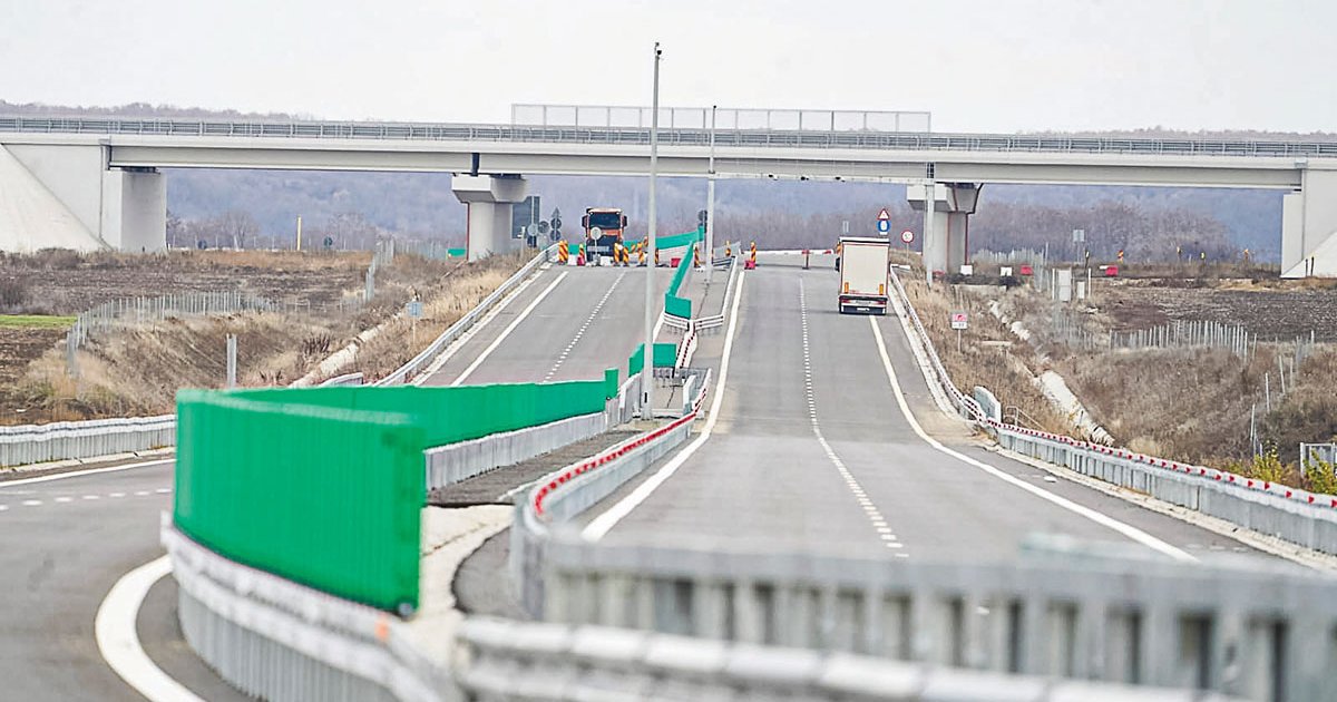 Száz kilométer sztrádaszakaszt ígérnek, ha elkészülnek a völgyhidak