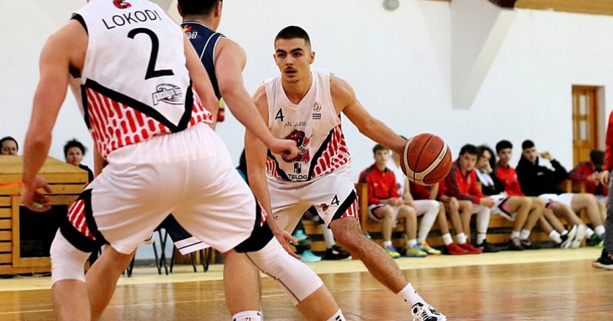 Megvan a negyedik is