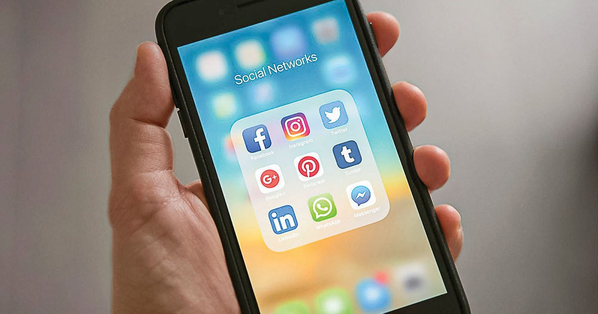 Jól keresnek a közösségi oldalak a csalók hirdetéseiből